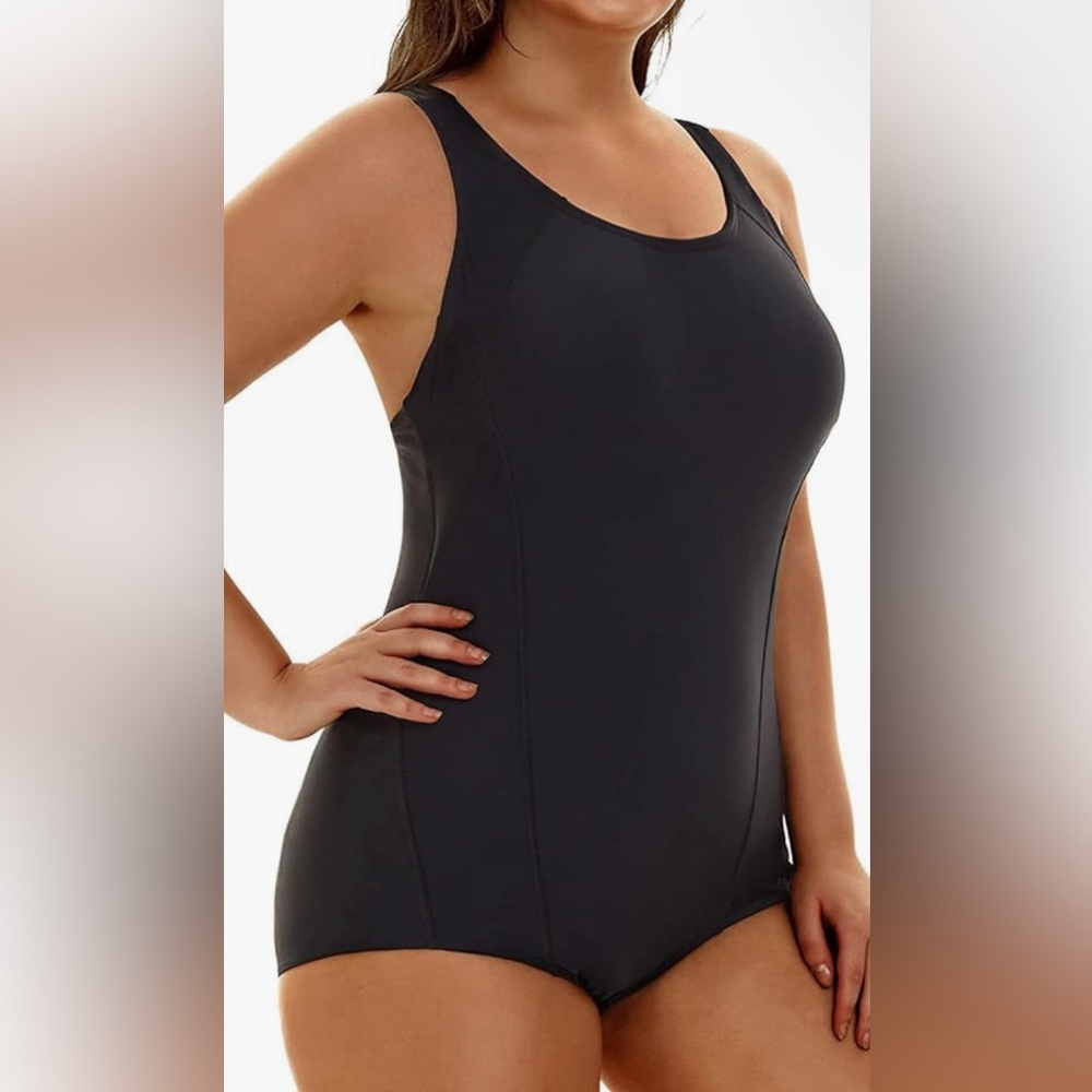 NWT Aqua Eve Plus Size Women’s Swimsuit Tummy Control Slimming - Black (size 18)
